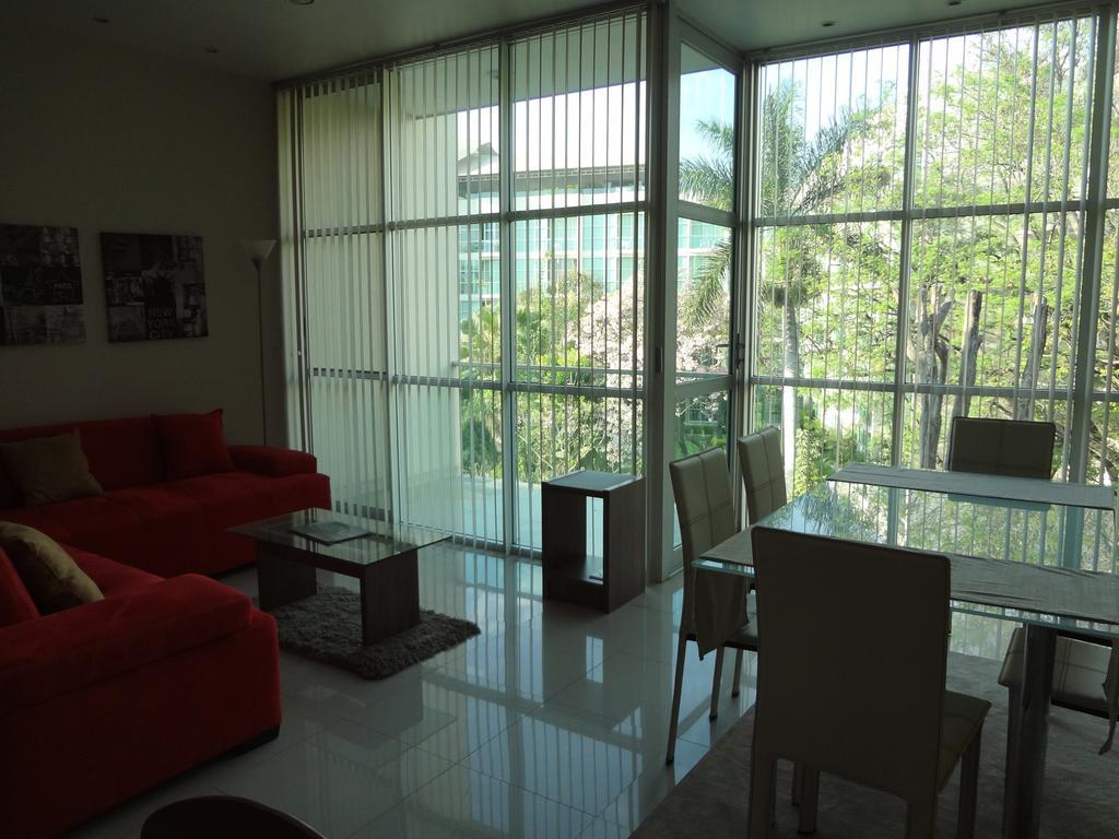 Triumph Tower Residence Cuernavaca Zimmer foto